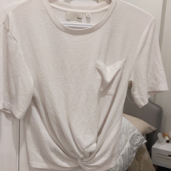 Aritzia/Wilfred tie front tee - Picture 1 of 1
